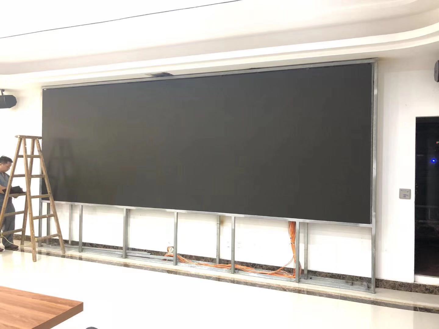 室內(nèi)led顯示屏